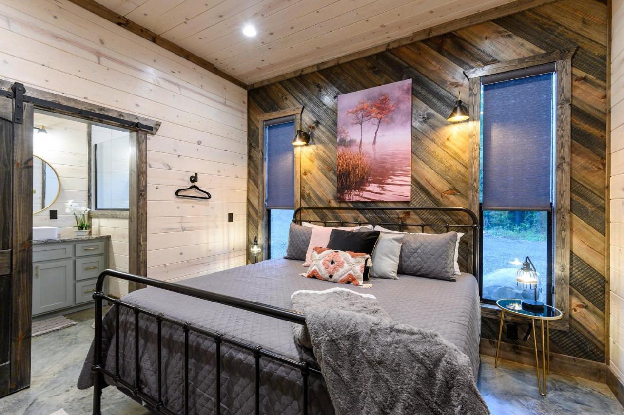 Unwind In Style! *New* Sip And Stay Hideaway Броукън Боу Екстериор снимка